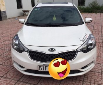 Kia K3 2.0 AT 2015 - Bán Kia K3 2.0 AT đời 2015, màu trắng, xe gia đình