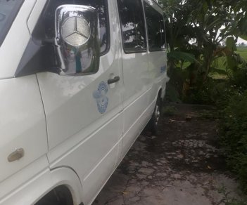 Mercedes-Benz Sprinter 2005 - Cần bán gấp Mercedes năm 2005, màu trắng, giá chỉ 240 triệu