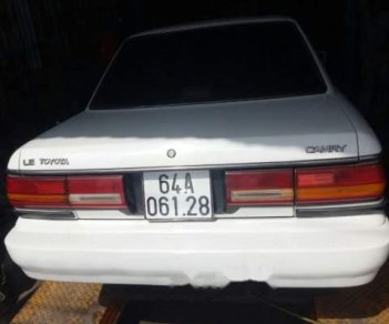 Toyota Camry 1989 - Cần bán gấp Toyota Camry năm sản xuất 1989, màu trắng, nhập khẩu nguyên chiếc