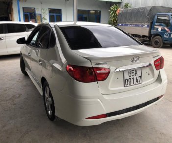 Hyundai Avante 1.6 GDi MT  2014 - Bán Hyundai Avante 1.6 MT đời 2014, giá còn TL, có hỗ trợ trả góp