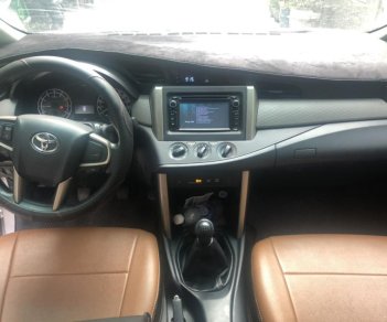 Toyota Innova 2.0E  2017 - Cần bán Toyota Innova 2.0 E đời 2017, 710 triệu