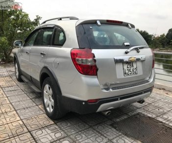 Chevrolet Captiva LT 2.4 MT 2008 - Cần bán xe Chevrolet Captiva LT 2.4 MT đời 2008, màu bạc số sàn giá cạnh tranh