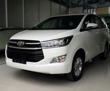 Toyota Innova 2.0E 2018 - Bán Innova 2.0E 2018, tặng BH, khuyến mãi lớn, xe mới 100%