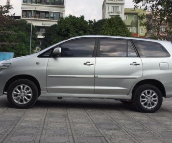 Toyota Innova 2.0E 2015 - Bán Toyota Innova 2.0E sản xuất 2015 chất như nước cất