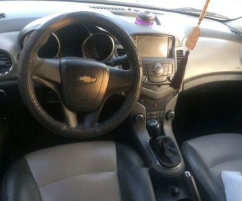 Chevrolet Cruze MT 2010 - Bán xe Chevrolet Cruze MT năm 2010, màu bạc như mới giá cạnh tranh