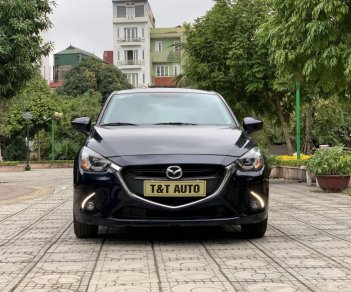 Mazda 2   2016 - Bán xe Mazda 2 Hatchback đời 2017, màu xanh lam