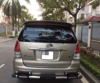 Toyota Innova 2.0G 2011 - Cần bán Toyota Innova 2.0G 2011, xe gia đình