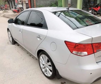 Kia Forte   2011 - Bán Kia Forte đời 2011, màu bạc, xe gia đình
