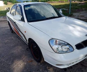 Daewoo Nubira   2002 - Cần bán gấp Daewoo Nubira 2002, màu trắng như mới