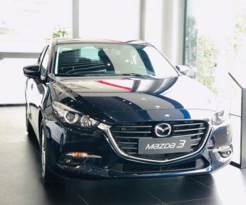 Mazda 3 1.5  2018 - Bán Mazda 3 ưu đãi cực nhiều trước tết, tặng 01 năm BHVC, đủ xe giao trước tết. Hotline: 0702020222