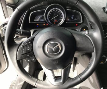 Mazda 2 1.5AT 2018 - Bán Mazda 2 sedan 1.5AT màu trắng, số tự động, sản xuất 2018, biển tỉnh, chạy lướt 13000km