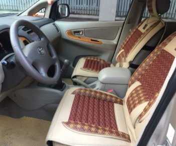 Toyota Innova 2.0G 2011 - Cần bán Toyota Innova 2.0G 2011, xe gia đình