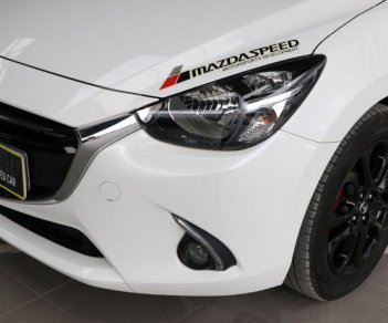 Mazda 2 1.5AT 2018 - Bán ô tô Mazda 2 1.5AT 2018, màu trắng, 548tr