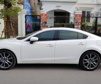 Mazda 6 2.5 2018 - Cần tiền gấp bán xe Mazda 6 trắng Ngọc Trinh