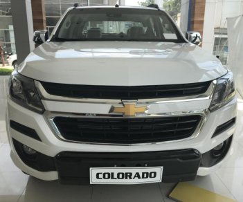Chevrolet Colorado 2018 - Bán ô tô Chevrolet Colorado 2 cầu, full đồ, đời 2018, màu trắng, xe nhập, giá cực cạnh tranh, lăn bánh nhanh gọn