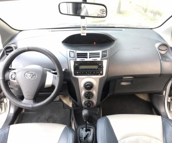 Toyota Yaris 1.3 AT  2010 - Cần bán xe Toyota Yaris 1.3 AT đời 2010, màu bạc, nhập khẩu, 420 triệu