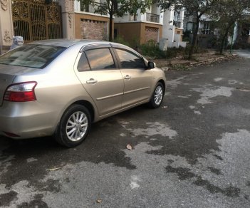 Toyota Vios E 2010 - Tôi muốn bán xe Toyota Vios 1.5E màu ghi vàng, sx cuối 2010, chính chủ gia đình từ đầu