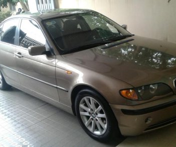 BMW 3 Series 318i 2004 - Cần bán BMW 3 Series 318i sản xuất 2004, màu nâu, nhập khẩu nguyên chiếc, giá cạnh tranh