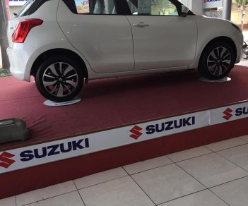 Suzuki Swift GLX 2018 - Cần bán Suzuki Swift GLX đời 2018, màu trắng, xe nhập giá cạnh tranh