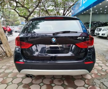 BMW X1 2010 - Bán xe BMW X1 đời 2010, màu đen, xe nhập, giá tốt