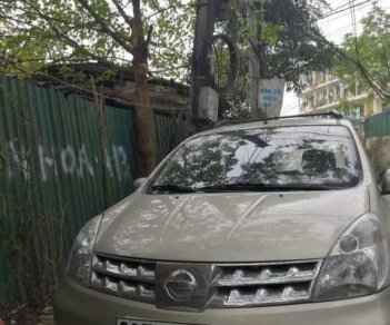 Nissan Grand livina  1.8AT 2010 - Cần bán xe Nissan Grand livina 1.8AT 2010, màu vàng xe gia đình giá cạnh tranh