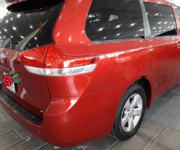 Toyota Sienna    2011 - Cần bán lại xe Toyota Sienna năm sản xuất 2011, màu đỏ, nhập khẩu Mỹ