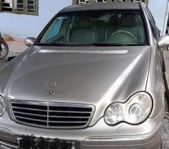 Mercedes-Benz C class 2006 - Cần bán xe Mercedes năm 2006, 385 triệu