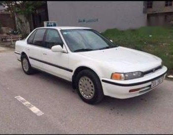 Honda Accord 1992 - Bán xe Honda Accord năm sản xuất 1992, màu trắng, xe nhập