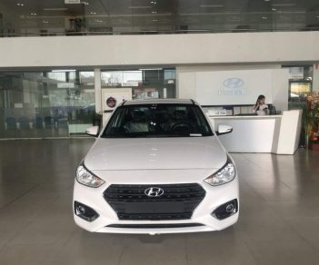 Hyundai Accent   1.4MT Base  2018 - Bán Hyundai Accent 1.4MT Base đời 2018, màu trắng