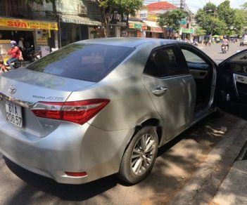 Toyota Corolla altis 2015 - Cần bán xe Toyota Corolla altis sản xuất năm 2015, màu bạc