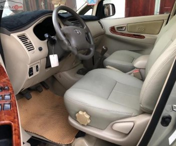 Toyota Innova G 2007 - Cần bán xe Toyota Innova G đời 2007, màu bạc, đã đi 95000 km