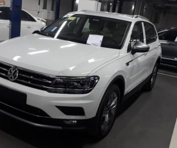 Volkswagen Tiguan 2019 - Tiguan Allspace 2019 Suv 7 chỗ. Xu thế Suv 7 chỗ mới nhất tại Việt Nam – Hotline: 0909 717 983