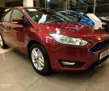 Ford Focus 2018 - Cần bán xe Ford Focus sản xuất năm 2018, màu đỏ, giá chỉ 656 triệu