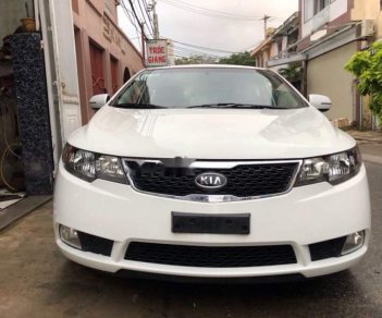 Kia Forte   2011 - Cần bán lại xe Kia Forte sản xuất năm 2011, màu trắng xe gia đình