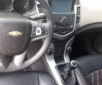 Chevrolet Cruze 2011 - Cần bán Chevrolet Cruze đời 2011, màu vàng, giá chỉ 295 triệu