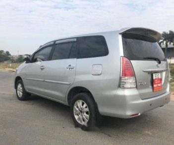 Toyota Innova 2010 - Bán Toyota Innova năm 2010, màu bạc, 415 triệu