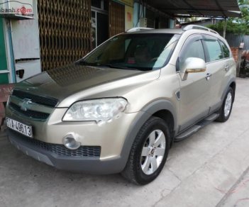 Chevrolet Captiva LT 2.4 MT 2008 - Cần bán lại xe Chevrolet Captiva LT 2.4 MT sản xuất 2008