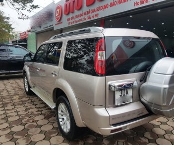 Ford Everest 2.5AT 2014 - Cần bán xe Ford Everest số tự động, máy dầu, chính chủ từ đầu