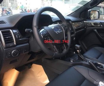 Ford Everest  2.0 Biturbo   2019 - Bán xe Ford Everest 2.0 Biturbo năm sản xuất 2019, màu đỏ, nhập khẩu