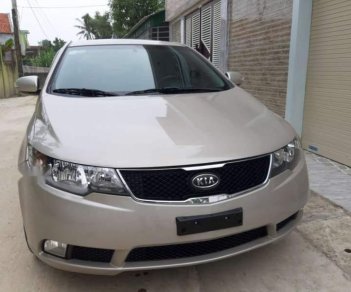 Kia Forte   2010 - Bán ô tô Kia Forte 2010, màu bạc như mới, 330tr