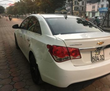 Chevrolet Cruze 2015 - Bán xe Chevrolet Cruze sản xuất 2015, màu trắng, nhập khẩu nguyên chiếc  