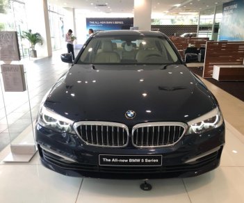 BMW 5 Series 520i 2018 - Bán BMW 520i mới tại Đà Nẵng