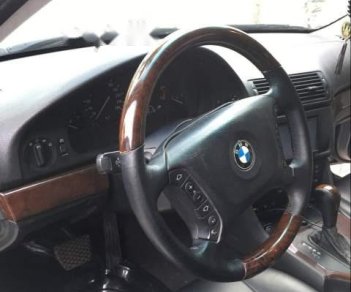 BMW 5 Series 2003 - Bán ô tô BMW 5 Series năm 2003, màu xám giá cạnh tranh