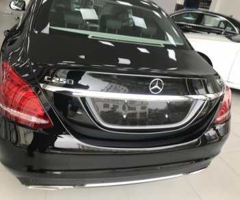 Mercedes-Benz C class C250 2018 - Bán Mercedes C250 New 2018, full màu giá tốt