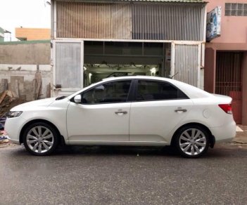 Kia Forte   2011 - Cần bán lại xe Kia Forte sản xuất năm 2011, màu trắng xe gia đình