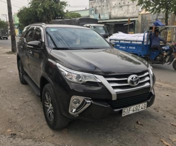 Toyota Fortuner 2017 - Bán Toyota Fortuner năm 2017 màu nâu, giá tốt chính chủ bán