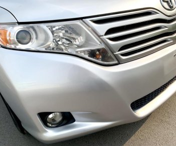 Toyota Venza 2010 - Bán Venza 2.7 nhập Mỹ 2010 màu bạc, hàng full đủ đồ chơi, số tự động 6 cấp, nội thất