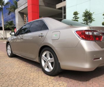 Toyota Camry 2.5Q 2013 - Bán Toyota Camry 2.5Q sản xuất 2013, màu vàng, đăng ký tháng 09/2013