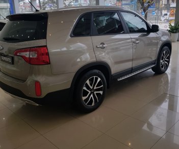 Kia Sorento GATH 2018 - Kia Sorento 7 chỗ, chiếc SUV đáng mua nhất trong tầm giá dưới 1 tỷ _ Liên hệ: 0981.579.692 để được hỗ trợ tốt nhất