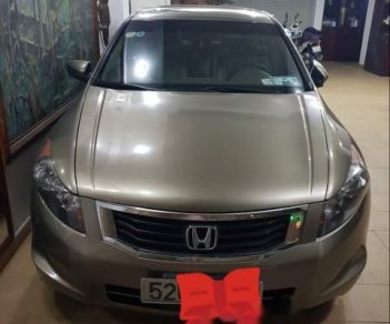 Honda Accord 2009 - Cần bán Honda Accord sản xuất năm 2009, màu vàng, nhập khẩu xe gia đình, giá tốt